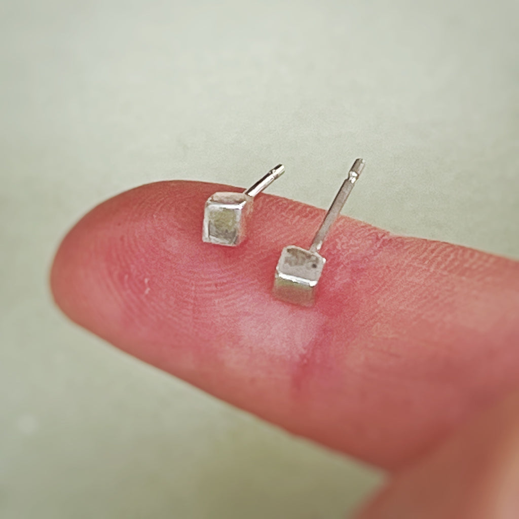 Silver Cube stud earrings  image 0
